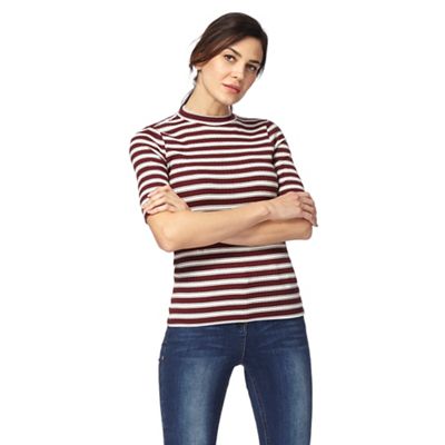 Red and white striped top